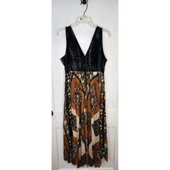 Anthropologie Raga Shenia Embroidered Sleeveless Maxi Dress Size LP Velvet Beads - Picture 2 of 9